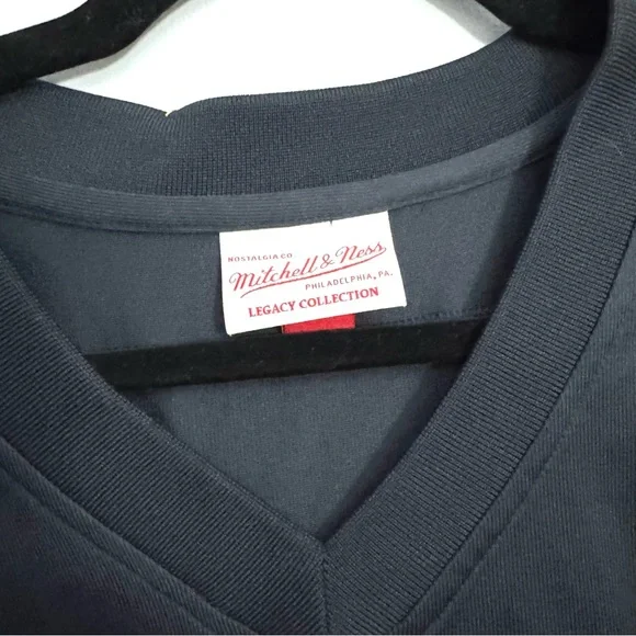 Chicago Bears Jersey - Picture 8 of 10